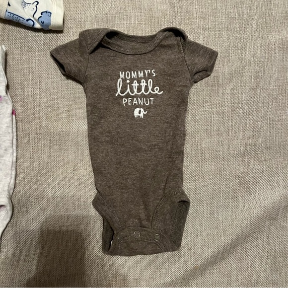 5 pairs of preemie girl clothes - Picture 11 of 11